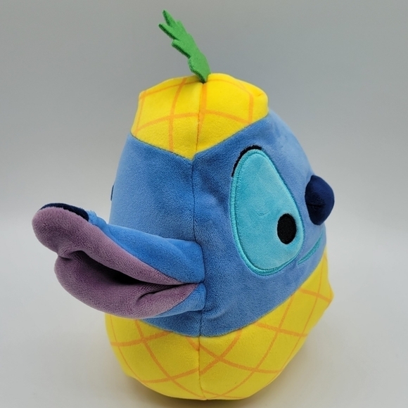 Squishmallows Disney Pineapple Stitch plush toy 6.5 Inch - Picture 4 of 8